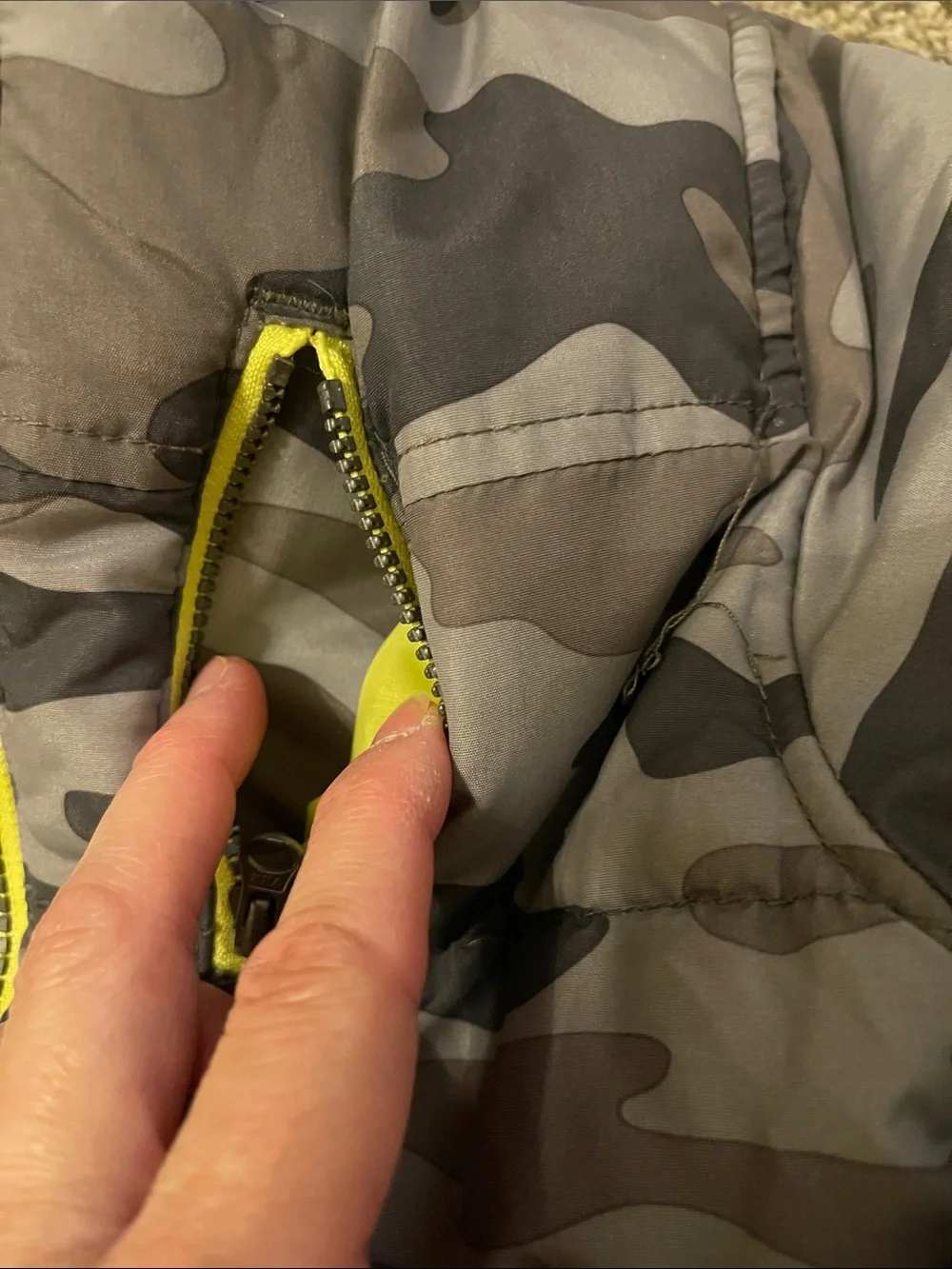 Carter's Boys' Camouflage Puffer Jacket with Yellow Lining 4 T
